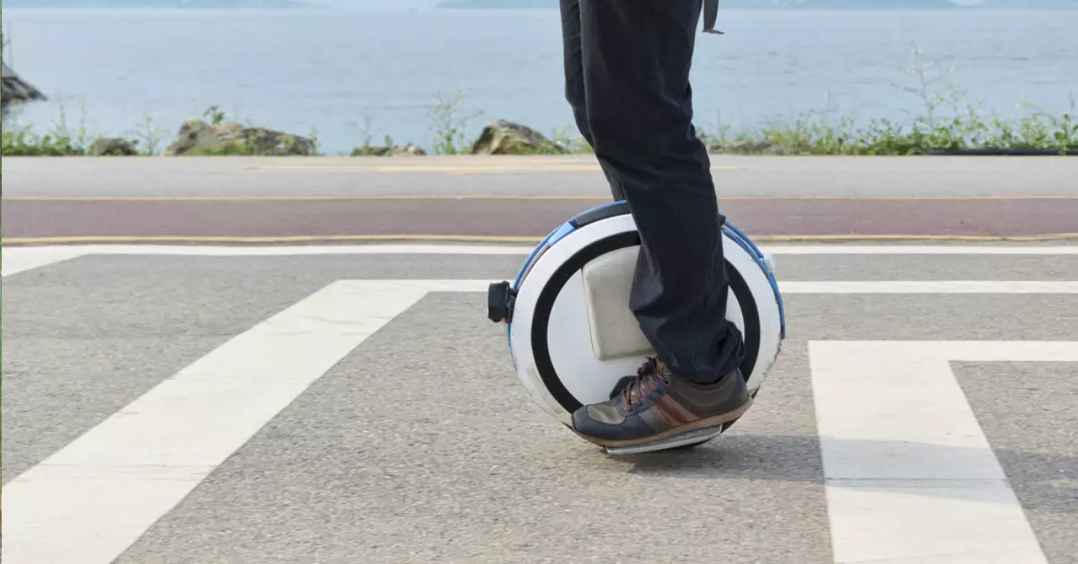 What Is an Electric Unicycle And How Does It Work