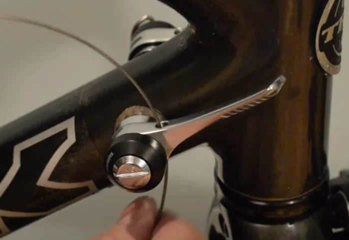 Advantages of Downtube Shifters