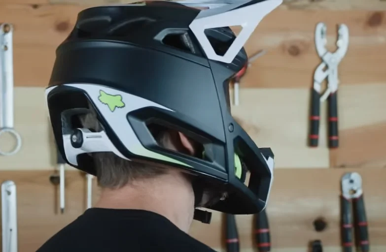 MIPS vs. Non-MIPS Helmets